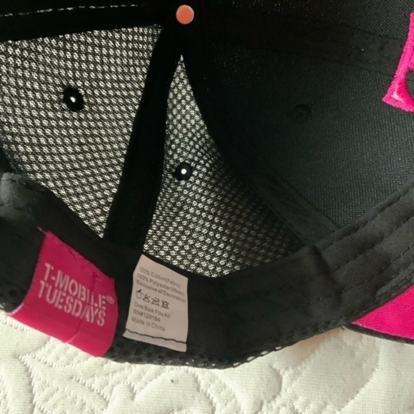 T MOBILE Unisex Hat Cool looking - Picture 5 of 6
